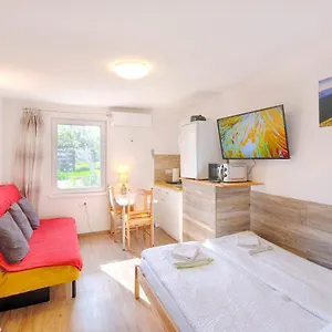 Appartement New With Aircon & Free Parking, Ljubljana